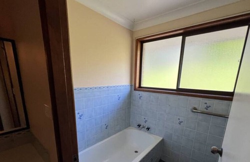 South Grafton House | Cheerful 3 bedroom home with lock up parking
