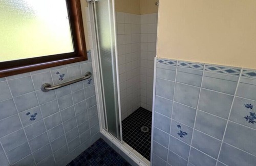 South Grafton House | Cheerful 3 bedroom home with lock up parking