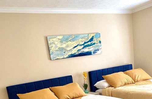 Gunter Afs House | Cheerful 3 bedroom home w/ WIFI & Roku Access