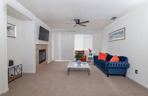 North Natomas House | Family-Friendly 3-Bedroom Home Near Airport and Downtown