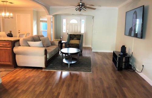 Clearwater House | Bright 3 Bedroom Retreat Near Clearwater Beach, Pet Friendly