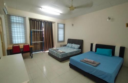 Sungai Puyu House | Cozy 3-Bedroom Home with Free WIFI and Pet-Friendly Perks