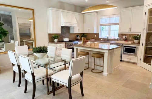 Irvine Research Center House | Cheerful 3BR Retreat with Pool & BBQ for Family Fun