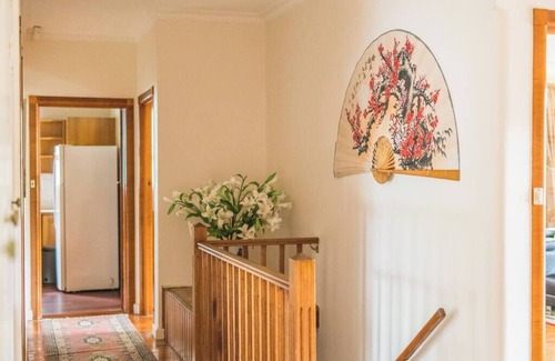 Killara House | Cheerful 3bedroom home in Sydney North with wifi