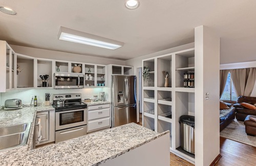 Castlewood House | Inviting 4 Bedroom Home with Game Room and Hot Tub