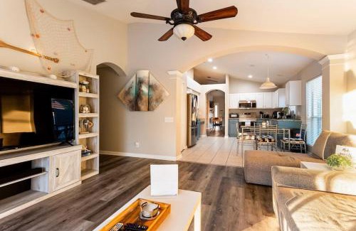 Riverview House | Inviting 4 Bedroom Retreat with Salt Water Pool & Spa