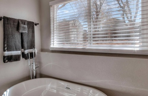 Thornton House | Cheerful/Cozy4bed3bathHouse