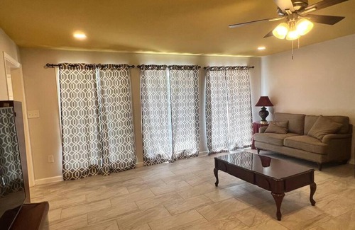 Harlingen House | Inviting Harlingen, TX Home Ideal for Family Getaways