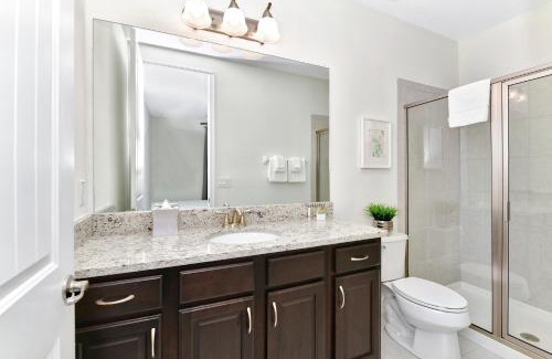 West Kissimmee House | Elegant Six Bedroom Home with Pool Near Disney at Encore Resort