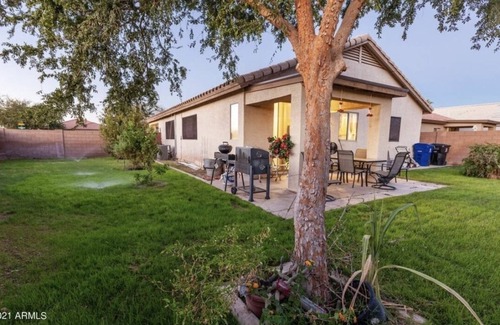 Crystal Point House | Bright and Welcoming House with Family-Friendly Amenities