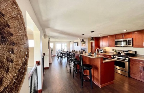 Cicero House | Ideal Oneida Lake House with Breakfast & Pet-Friendly Amenities