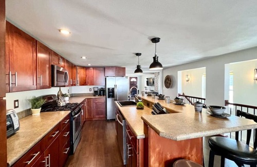 Cicero House | Ideal Oneida Lake House with Breakfast & Pet-Friendly Amenities