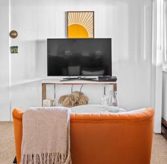 West Hempstead Apartment | Cozy Studio Escape by Lake State Park with Ocean Views