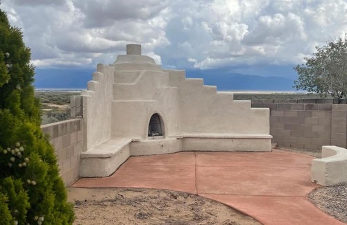 Bosque House | Bright Three Bedroom Home with Spectacular Mountain Views