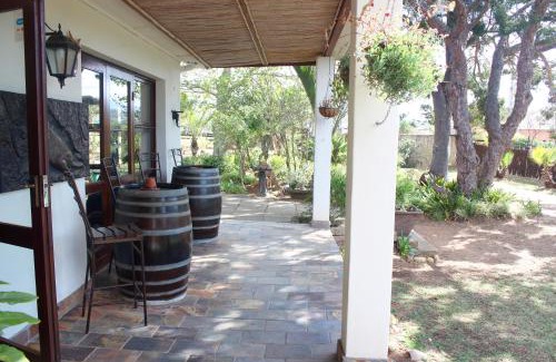 Brandwag House | Guest-Approved Cheetah Lodge with Pool & Pet-Friendly Options