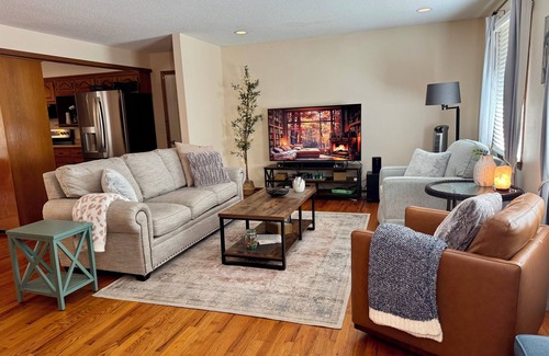 Rolla House | Chef-Inspired Spacious & Cozy Home