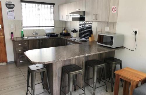 Springbok Apartment | Family-Friendly Chef's@6: Top-Rated 4-Star Getaway