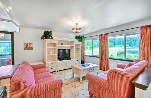 Curtis Apartment | Inviting Chehalis Retreat with Scenic Views & Family-Friendly Amenities