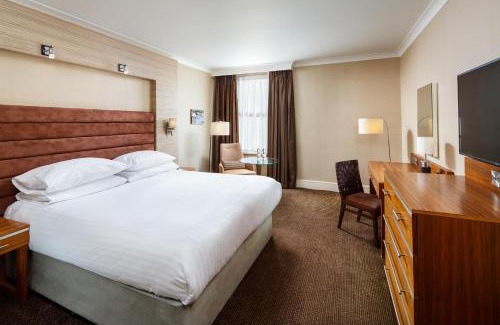 Brockworth Hotel | Relax at Delta Hotels by Marriott Cheltenham Chase