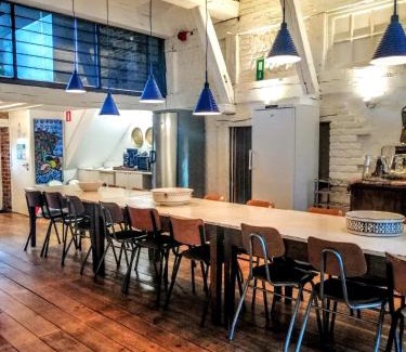 Desnie House | Pet-Friendly Retreat at Chemin de Traverse - Rated 8.4/10