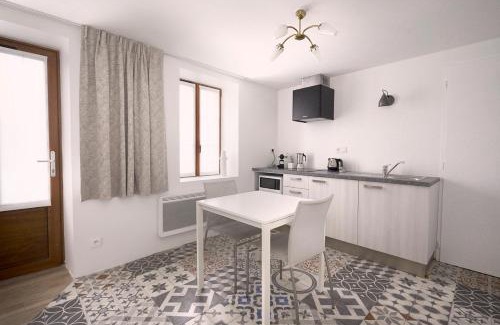 Ennezat Bed & Breakfast | Guest Rated: 9.5 at Chemin des Ormeaux with Breakfast