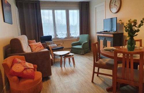 Bayeux Apartment | Chemin Vert: Family-Friendly Retreat with 9.4/10 Rating