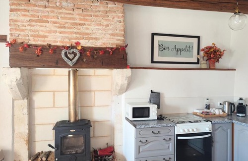 Saint-Pierre-de-Maille House | Chenevaux: Family-Friendly Cottage with Pool in Countryside
