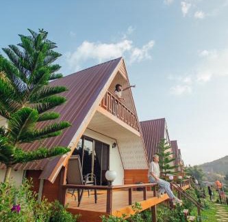 Mok Cham Pae Hotel | Experience Tranquility at Chenfong Rakthai Resort