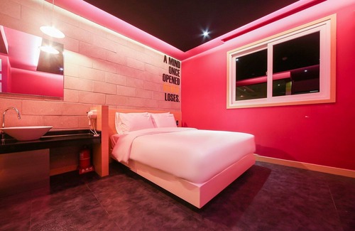 Cheongdo Hotel | Eco-Friendly Retreat at Cheongdo Rivera Drive-in Hotel