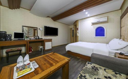Cheongju Hotel | Family-Friendly Retreat at Cheongju Ochang Memory Stay