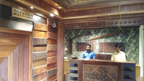Kuzhuppilly Hotel | Relax at Cherai Beach View Heritage with Family-Friendly Amenities