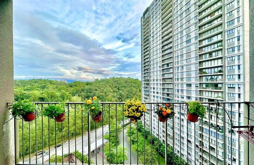 Cheras Apartment | Family-Friendly Retreat at Cheras Traders Square, Balakong