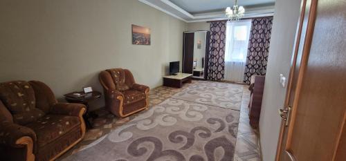 Chernovtsy Apartment | Top-Rated Chernivtsi Apartments with Pool & Breakfast Included