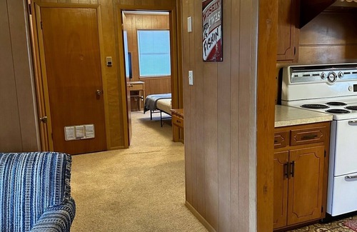 Wagoner House | Experience 'Cherokee House' at The Indian Lodge, Lake Views