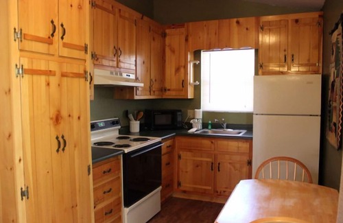 Sautee Nacoochee Cabin | Experience Cherokee Ridge 7: Pet-Friendly & Pool Access