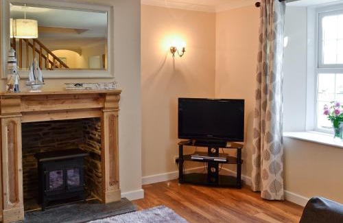 Winnard's Perch House | Pet-Friendly Cherry Cottage: Top-Rated 4-Star Getaway