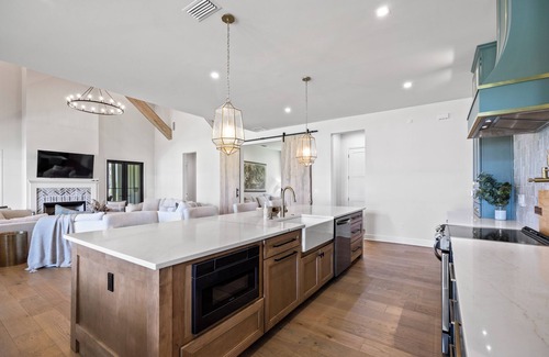 Madison House | Cherry Lake Serenity: A Lakefront Retreat