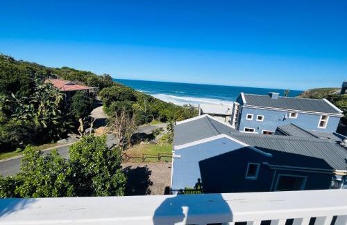 Kentani House | Top-Rated Family Retreat: Cherry on Top Awaits You