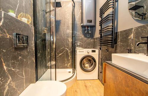 Klaipeda Apartment | Cherry street sanctuary II