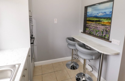 Ballintober Cottage | Family-Friendly Cherry Tree Cottage in Castlebar, Mayo