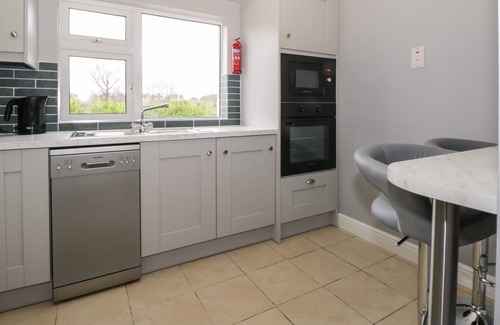 Ballintober Cottage | Family-Friendly Cherry Tree Cottage in Castlebar, Mayo
