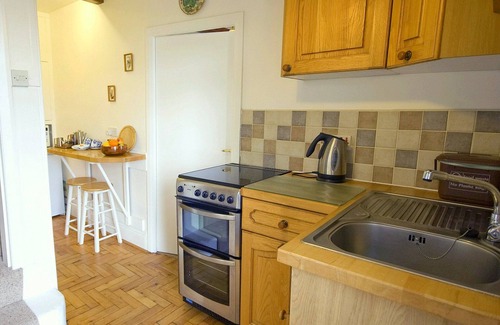 Barkisland Cottage | Pet-Friendly Cherry Tree Cottage in Beautiful Ripponden