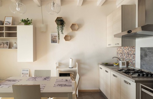 Parzanica Apartment | Cherubino 2 - Three-room apartment with pool and lake view
