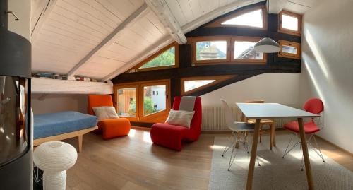 La Punt-Chamues-ch Apartment | Ches'Arsa 2: Family-Friendly Retreat with Great Reviews