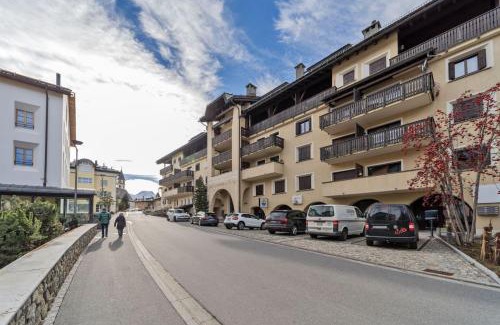 Silvaplana Apartment | Chesa da la Posta - Silvaplana: Family-Friendly Retreat