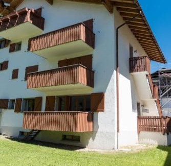 Celerina-Schlarigna Apartment | Pet-Friendly Retreat at Chesa La Giunfra, Celerina