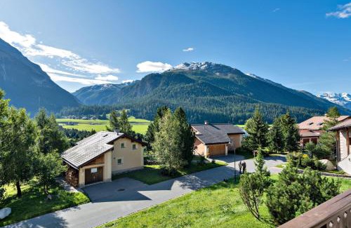 La Punt-Chamues-ch Apartment | Family-Friendly Stay at Chesa Panorama B - La Punt, 4 Stars