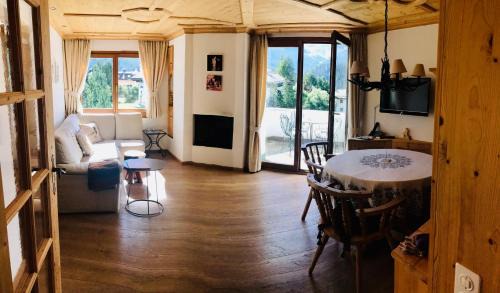 Champfer Apartment | Discover Comfort at Chesa Suot La Punt - 4-Star Retreat