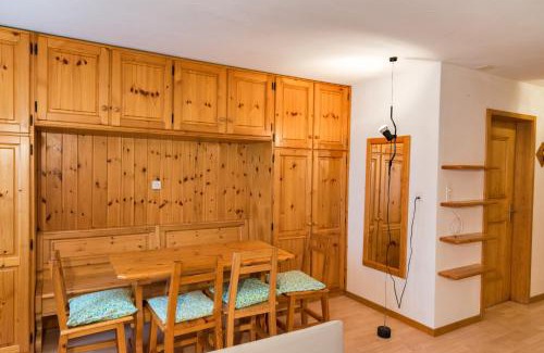 Celerina-Schlarigna Apartment | Family-Friendly Getaway at Chesa Tschierv - Celerina