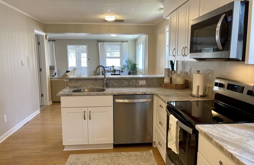 Selby-on-the-Bay House | Waterfront Chesapeake Bay Retreat with Private Pier & Spa